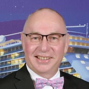 Meet your Posher, Kenneth